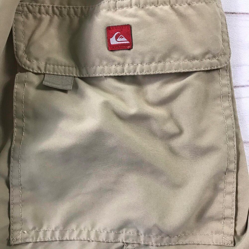 Quiksilver Men Size 34 Beige Khaki Cargo Bermuda Shorts - Picture 2 of 13